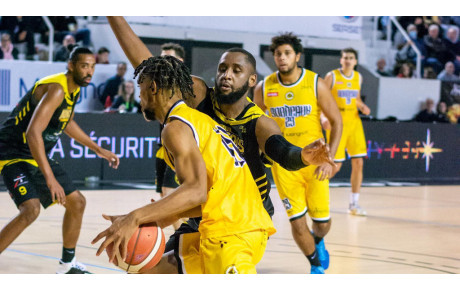 𝗡𝗠𝟮 : Encore un « gros » à Mitterrand